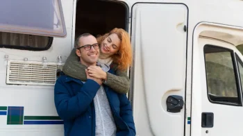 seguro para vehículos recreativos (RV) - Uwealth Acamedicare